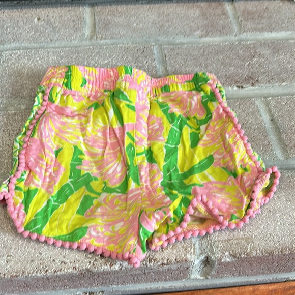 Lilly Pulitzer for Target shorts - Picture 3 of 3
